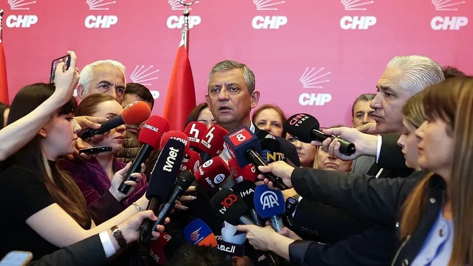 Özgür Özel'den CHP Genel Merkezi önündeki gerginliğe ilişkin açıklama