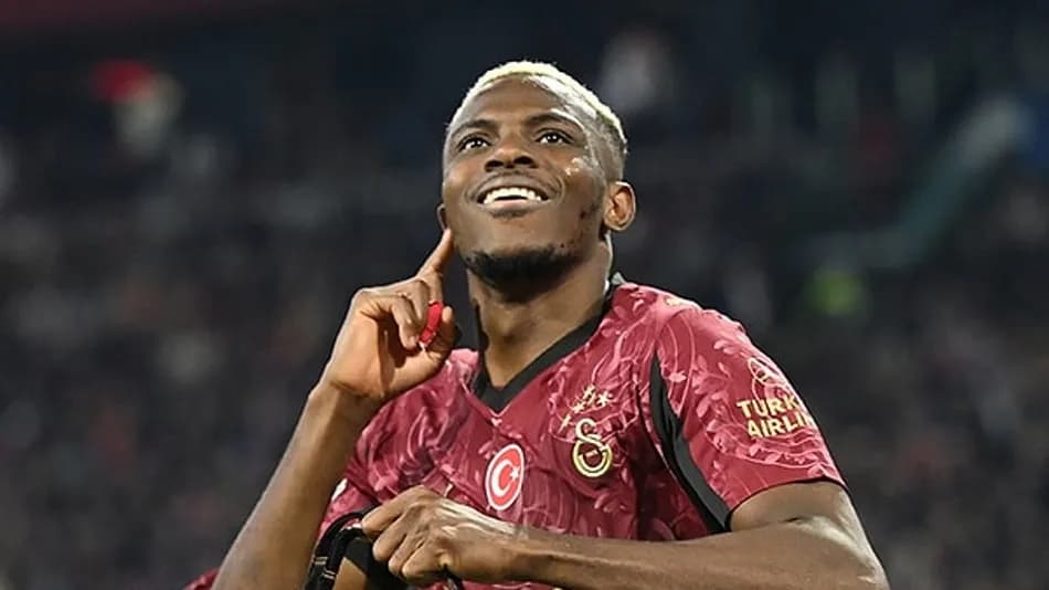 Osimhen transfer iddiası: Nijerya hocasının sözleri gündem oldu
