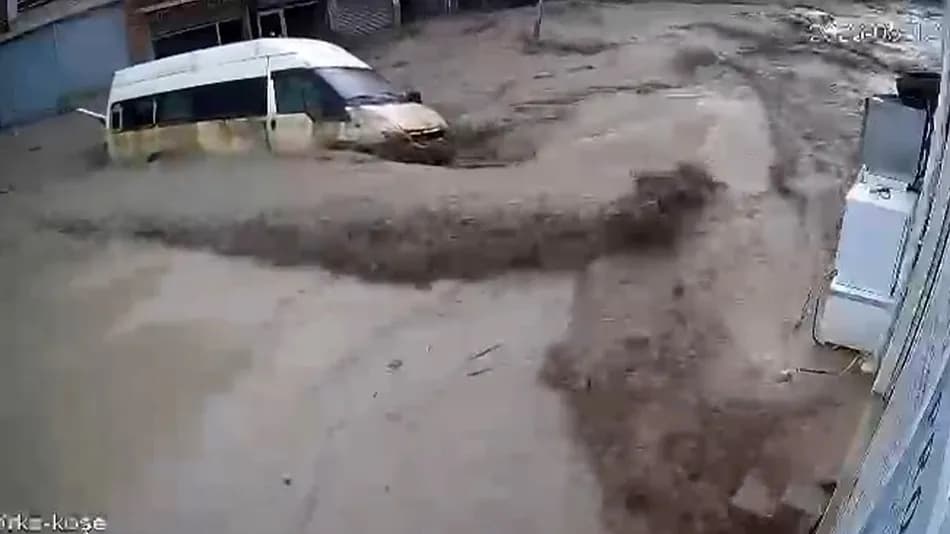 Samsun’un Havza ilçesindeki selin ilk görüntüleri ortaya çıktı