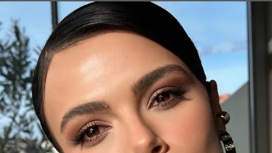 Berk Cankat’tan gözaltı kararı çıkan Sinem Ünsal’a destek paylaşımı