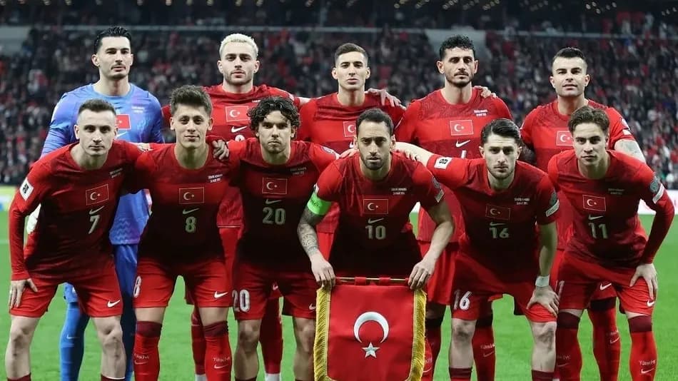 Türkiye, Kosova deplasmanında sahaya çıkıyor: Muhtemel 11'ler netleşti
