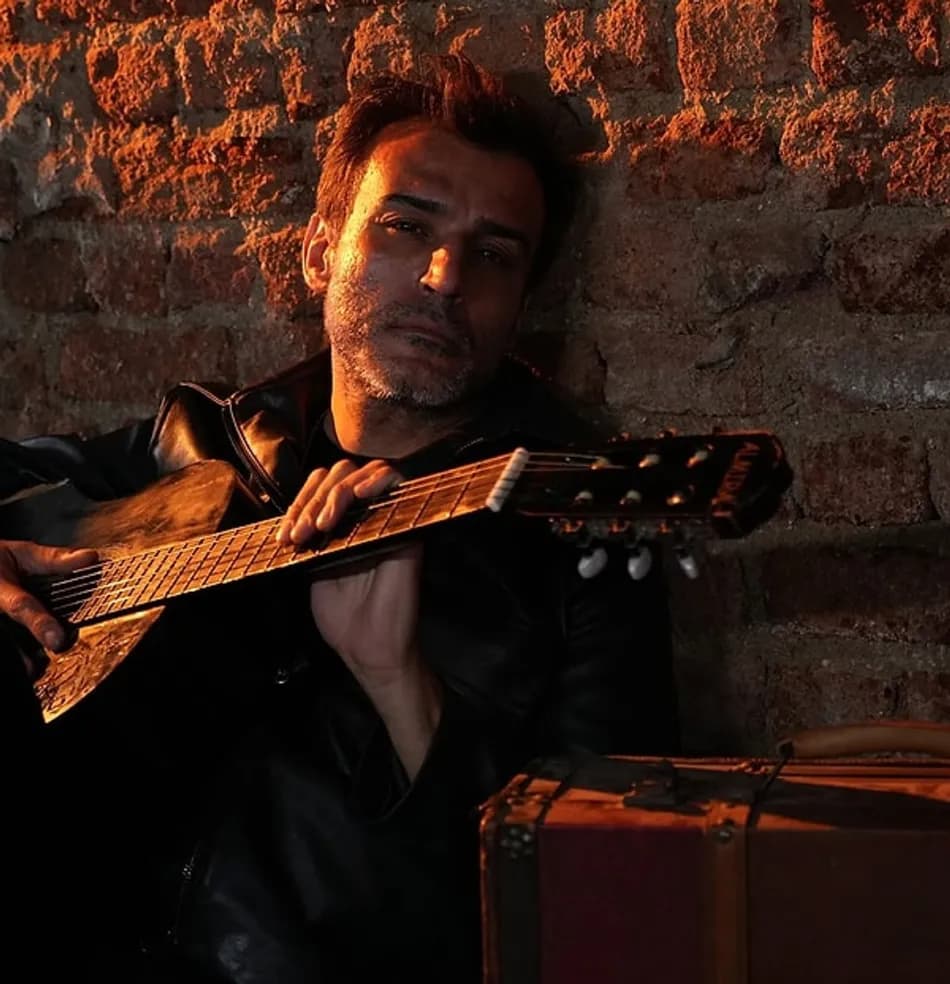 Popstar yarışmasıyla tanınan Rıza Tamer hayatını kaybetti