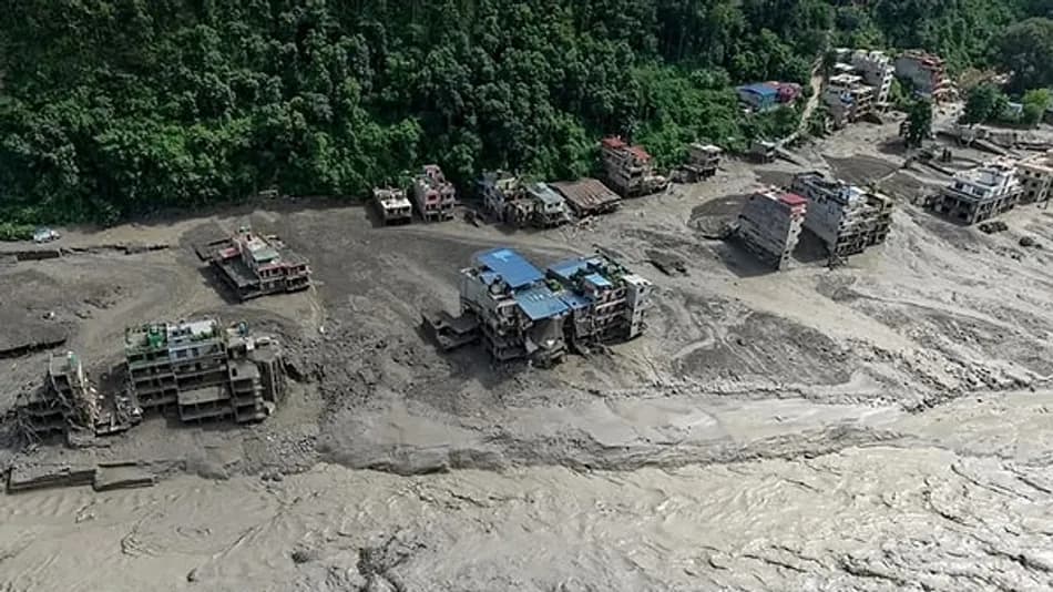 Nepal’in Rasuwa Bölgesinde Sel: 7 Ölü, Yüzlerce Kayıp