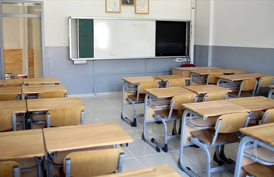 16 Nisan’da Okulların Tatil Edildiğine Dair Resmi Açıklama Yok