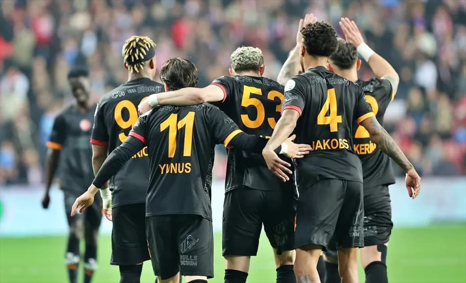 Galatasaray, Samsunspor Deplasmanında Öne Geçtiği Maçta Geriden Geliyor