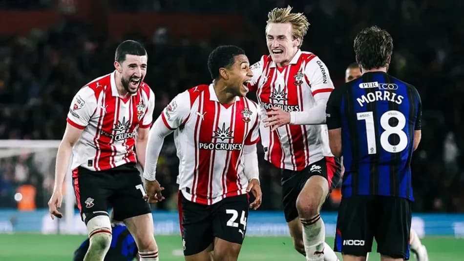 Southampton, Championship play-off finalinden ihraç edildi
