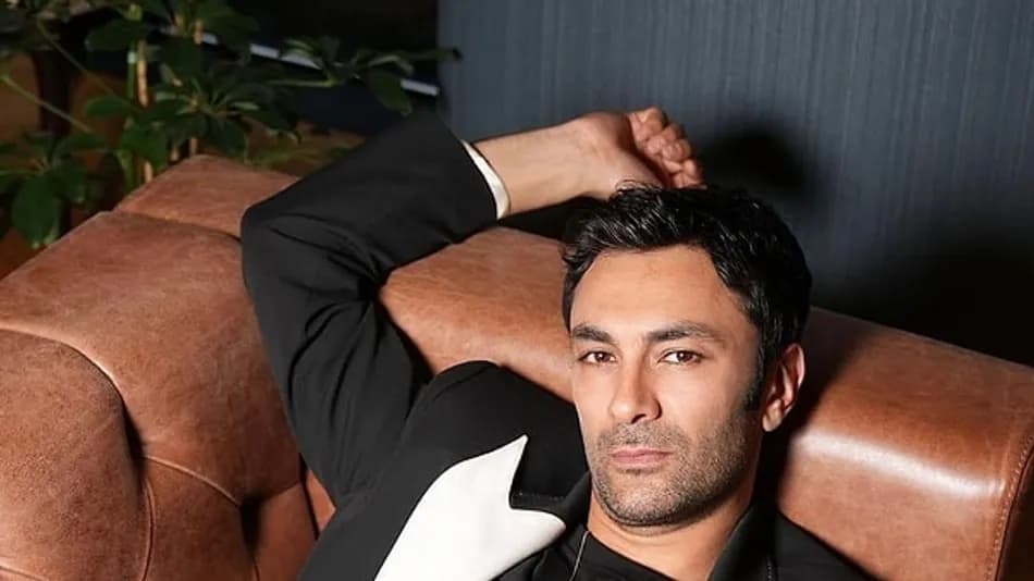 Uzak Şehir Yeni Sezon Kadrosuna Mehmet Korhan Fırat Katıldı