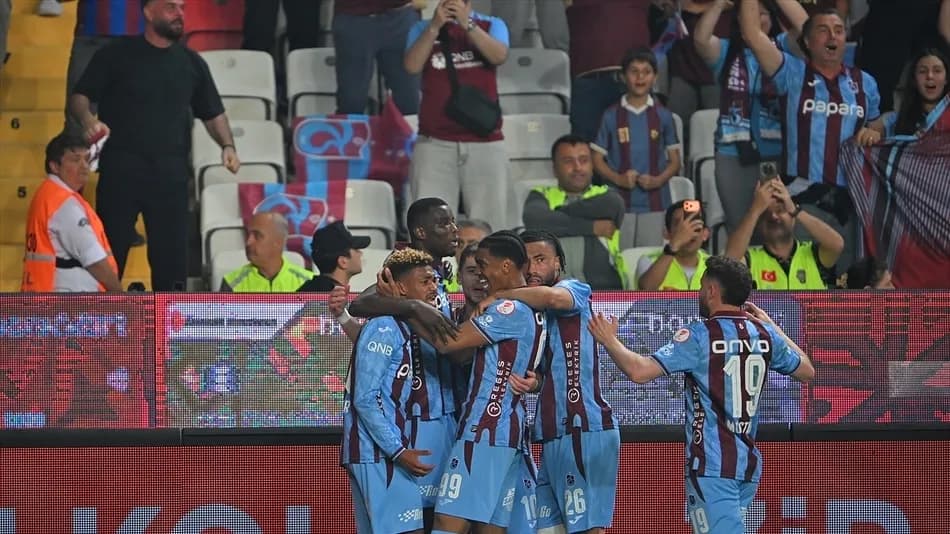 Trabzonspor, Konyaspor'u 2-1 yenerek Ziraat Türkiye Kupası'nı kazandı