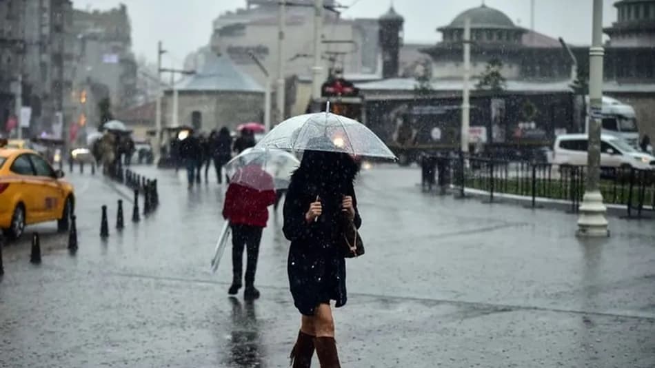 Hafta sonunda sıcaklıklar düşecek, yağış yurt geneline yayılacak