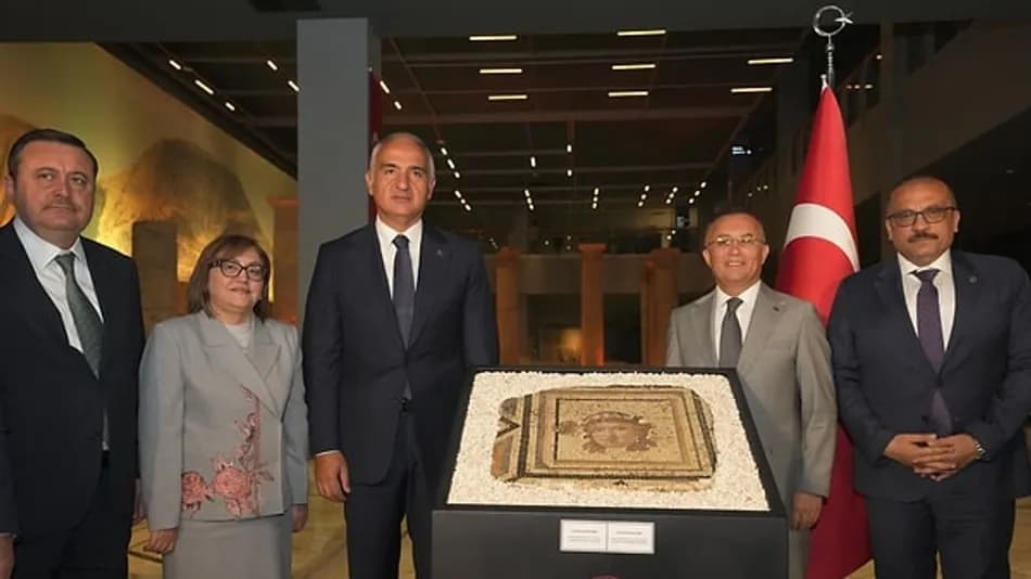Zeugma Mozaik Paneli ABD’den Türkiye’ye İade Edildi