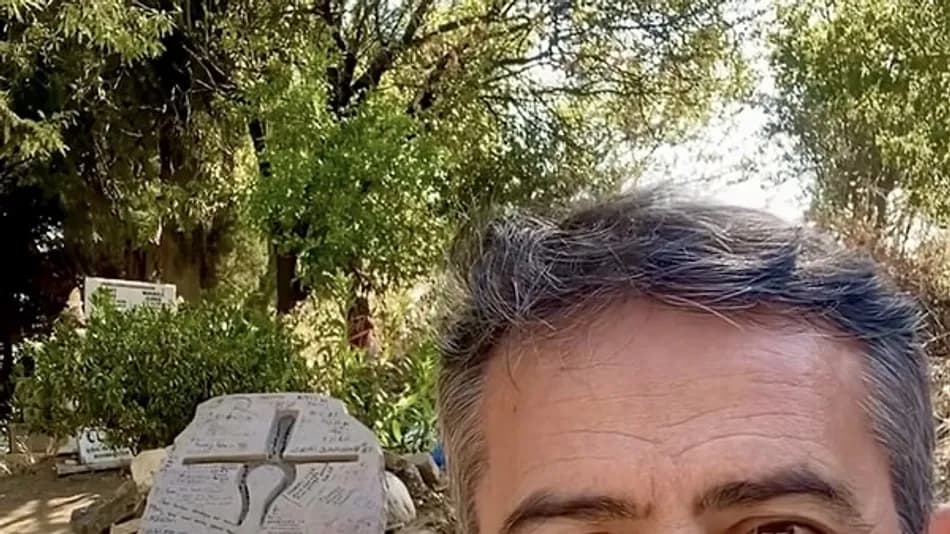 Tuncel Kurtiz'in Mezarı İçin Nail Kırmızıgül'den Tepki