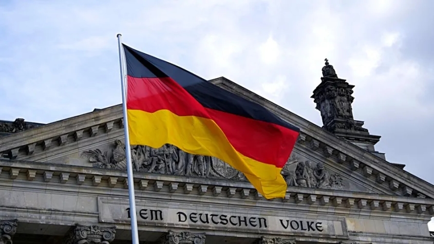Merz: Alma...