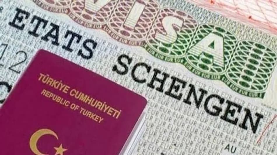 AB'den Türk vatandaşları için 5 yıllık Schengen vizesi planı