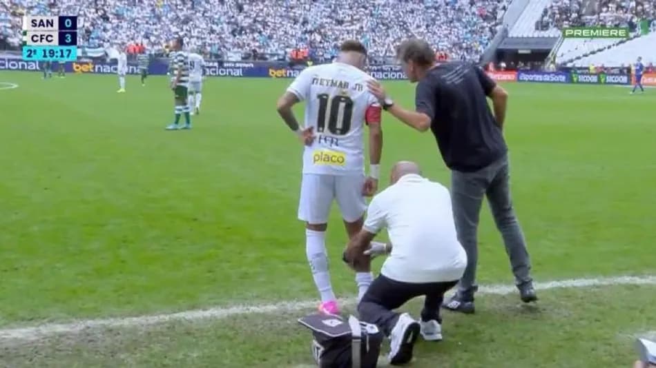 Brezilya'da hakem, oyuncu değişikliğinde yanlışlıkla Neymar'ı oyundan çıkardı