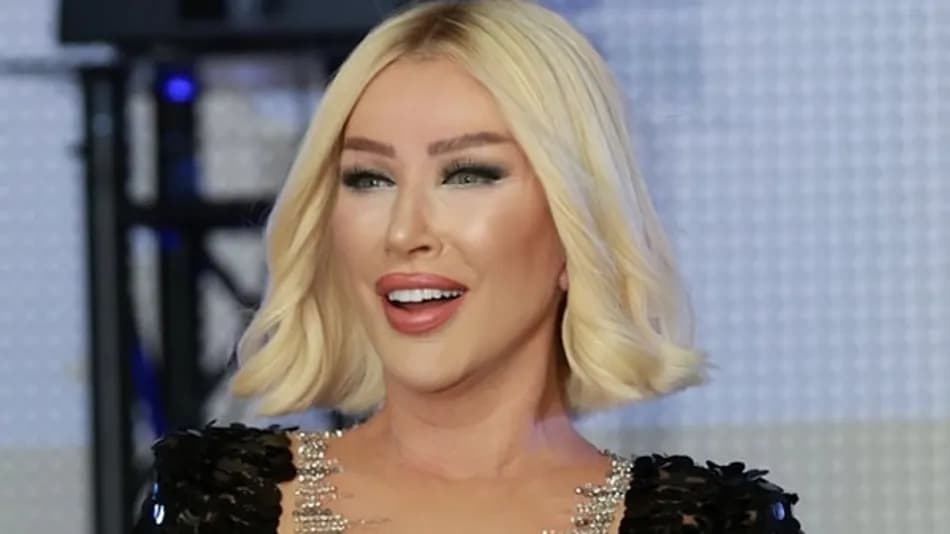 Seda Sayan dünyanın en yakışıklı erkeğini açıkladı