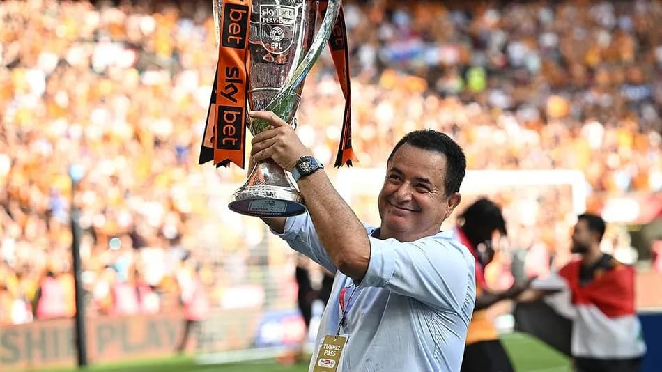 Acun Ilıcalı, Premier Lig'e yükselen Hull City'yi Las Vegas'a götüreceğini açıkladı