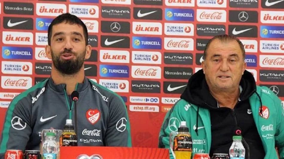 Fatih Terim, Arda Turan’a destek için Crystal Palace-Shakhtar maçını tribünden izledi