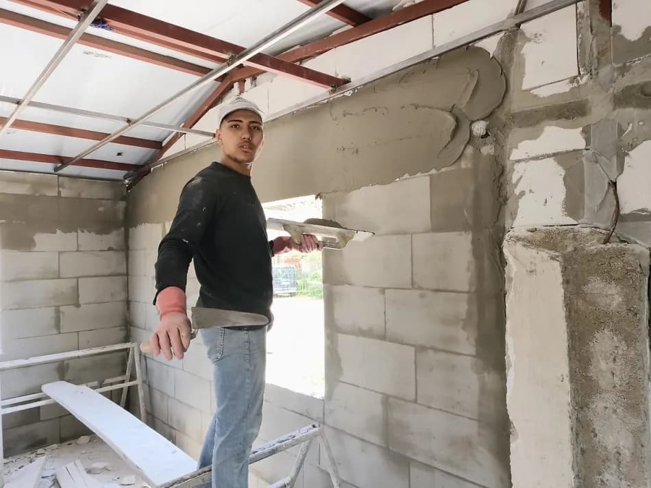 Ara Eleman Açığı, Usta Yevmiyelerini Beyaz Yaka Maaşlarının Üzerine Taşıdı