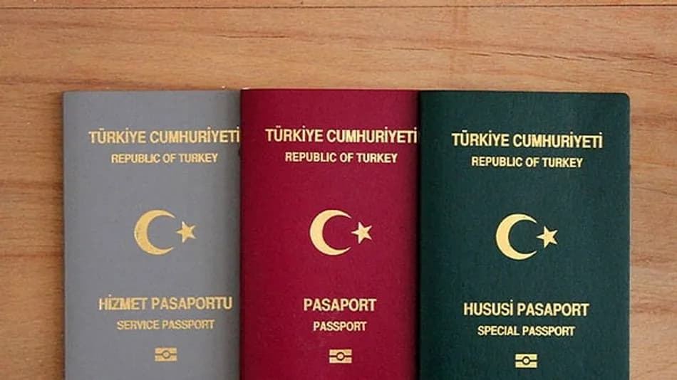 Avrupa Parlamentosu'ndan Türkiye'ye gri pasaport uyarısı