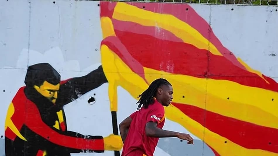 Rafael Leao Galatasaray'da İlk Antrenmanına Çıktı