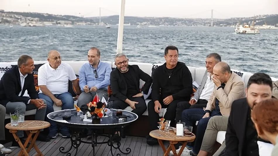 Acun Ilıcalı Hull City için İstanbul Boğazı’nda tur düzenledi