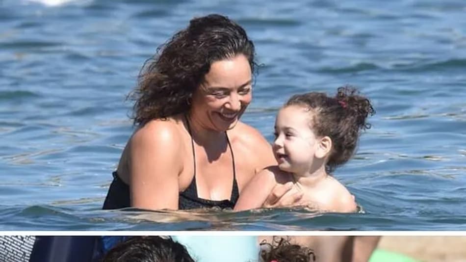 Azra Akın'ın kızı Arya Bodrum'da ilk kez görüntülendi