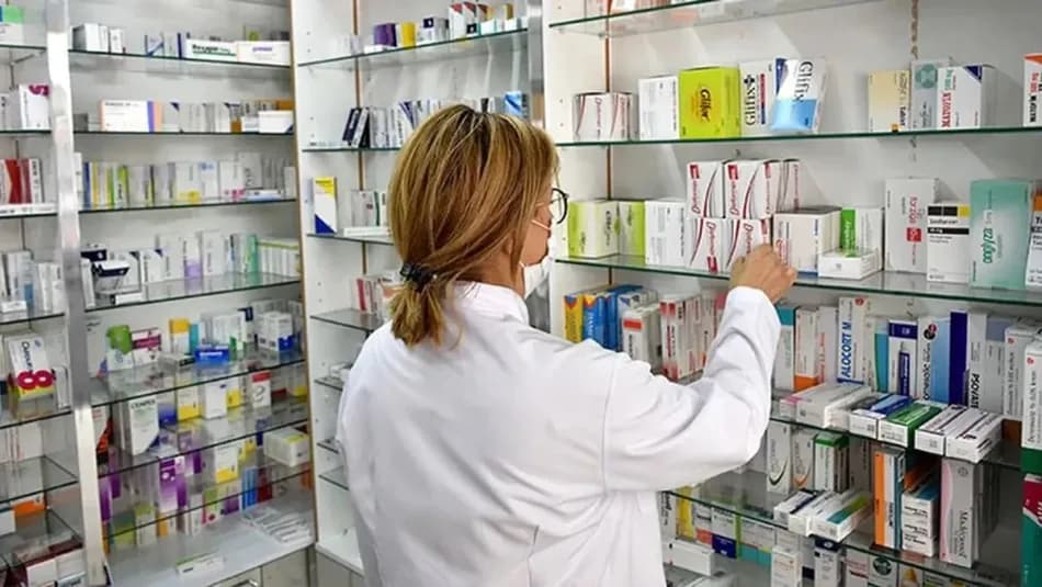23 Nisan’da eczaneler, sağlık ocakları ve hastanelerin çalışma düzeni belli oldu