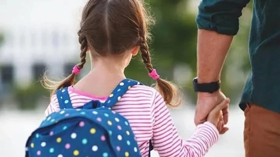 MEB'den velilere zorunlu Ebeveyn Okulu hazırlığı