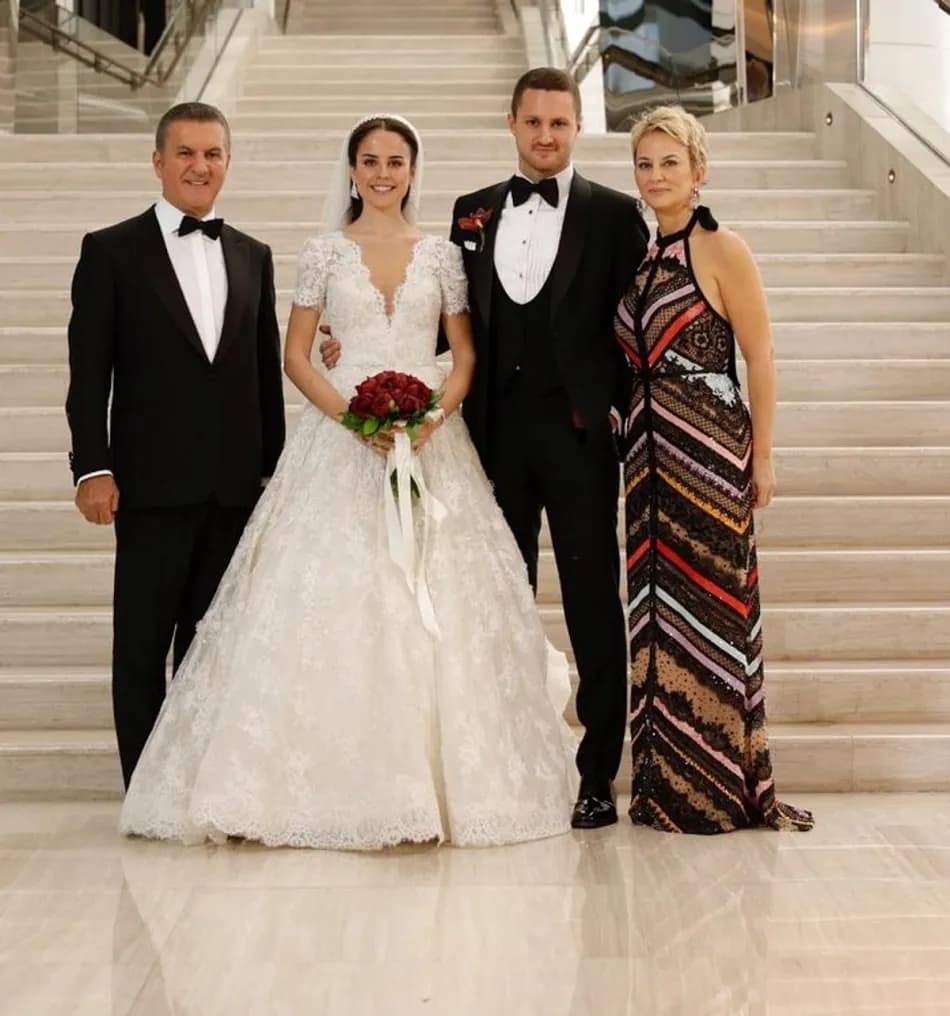 Ömer Sarıgül ile Revna Sarıgül boşandı