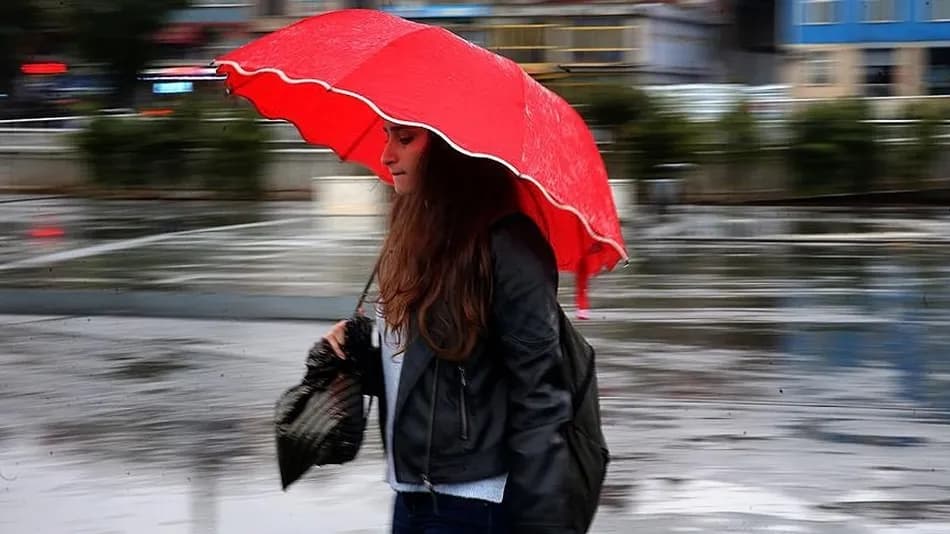AKOM'dan İstanbul için sağanak ve soğuk hava uyarısı