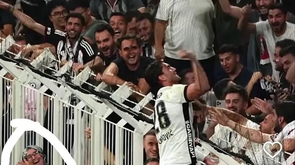 Viral Olan Beşiktaşlı Teyze Nermin Yıldız Topaloğlu Çıktı