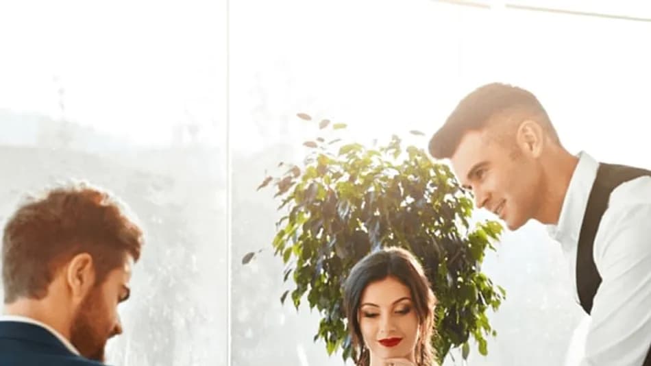 Şişli’de Tinder Buluşmasında 90 Bin TL Hesap İddiası