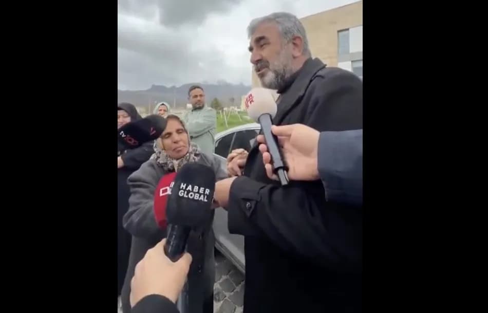 Rojin Kabaiş’in babası Nizamettin Kabaiş, Gülistan Doku’nun annesiyle görüştü