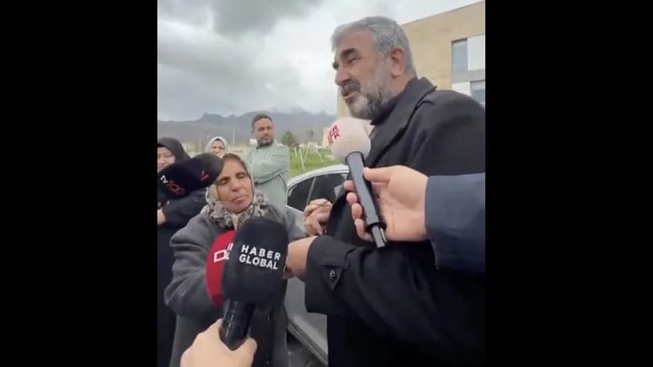 Rojin Kabaiş’in babası Nizamettin Kabaiş, Gülistan Doku’nun annesiyle görüştü