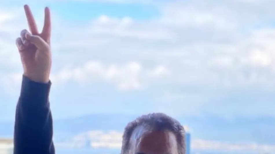 İbrahim Tatlıses rahatsızlanarak hastaneye kaldırıldı