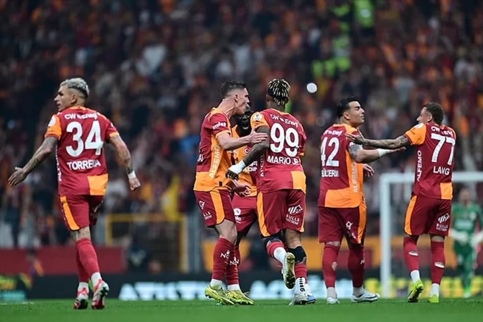 Galatasaray'ın şampiyonluğunun ardından astrolog Nilay Dinç'in eski paylaşımı yeniden gündeme geldi