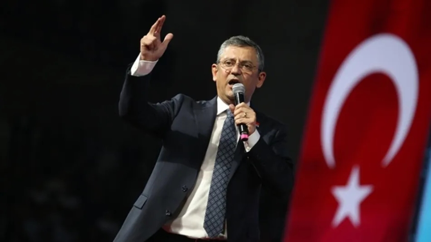Özgür Özel...