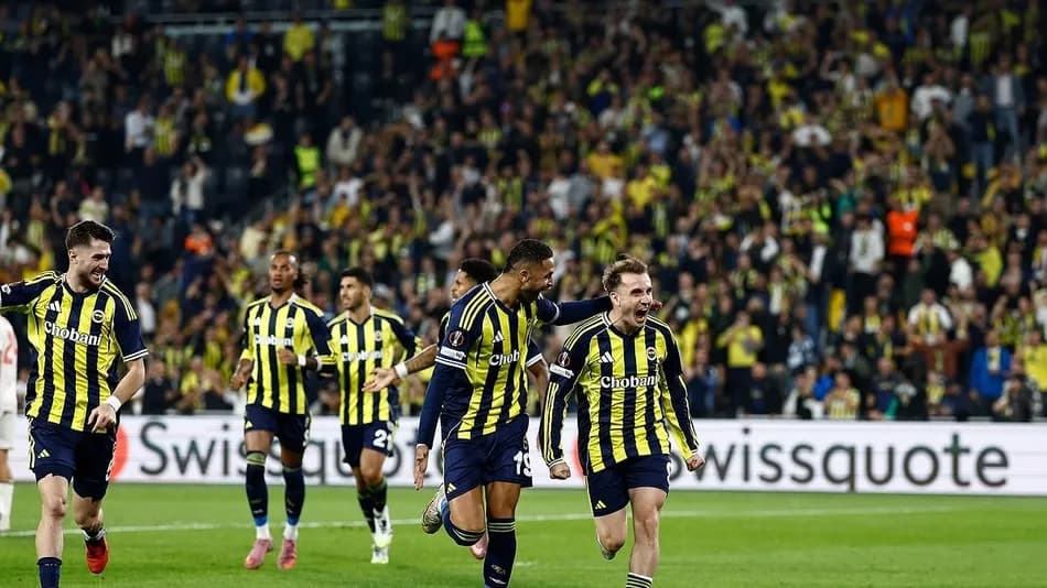 Fenerbahçe’de derbi öncesi 7 isim sarı kart ceza sınırında