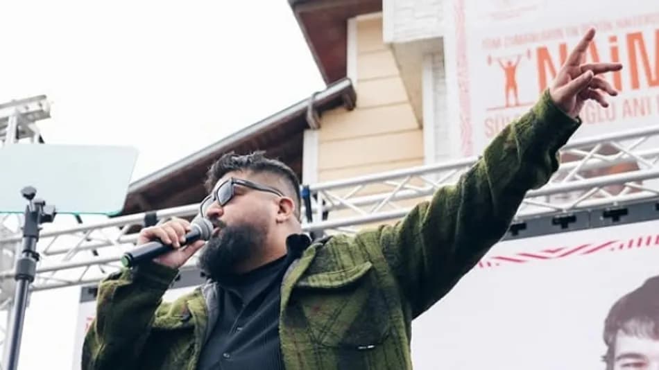 Eypio'nun kızı Anka ile paylaşımı sosyal medyada ilgi gördü