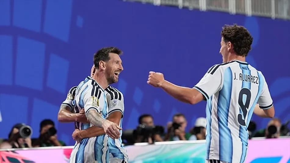 Messi ilk golünden sonra neden ağladığını açıkladı