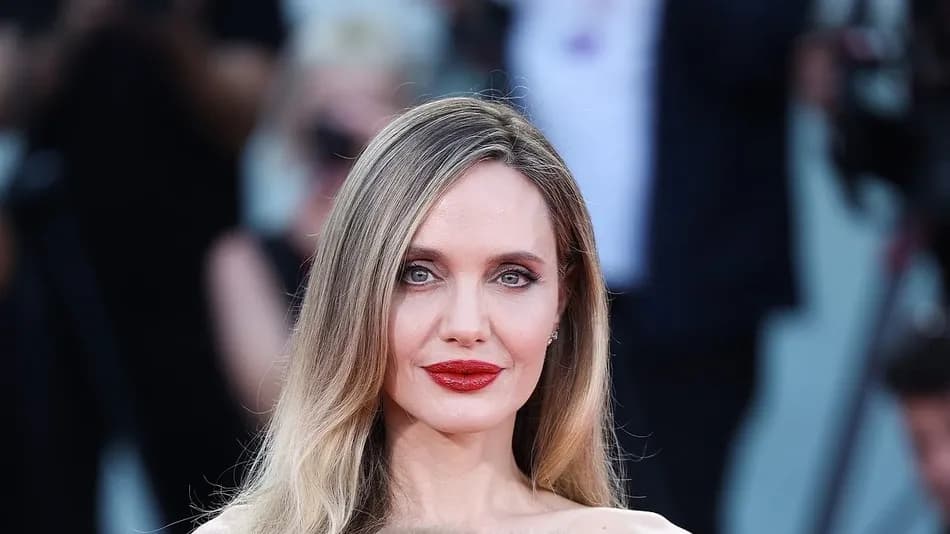 Angelina Jolie'nin son görüntüsü sosyal medyada gündem oldu