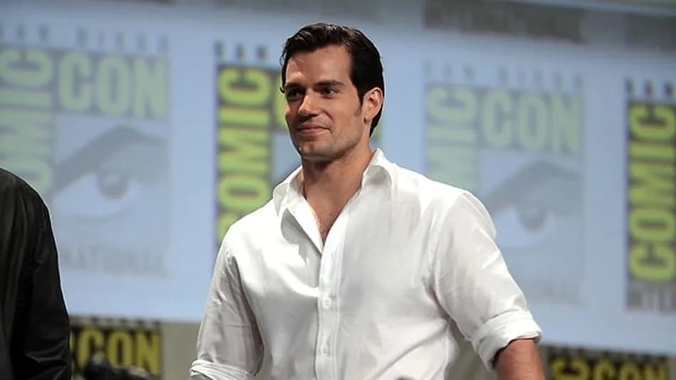 Henry Cavill'in Yeni Görüntüsü Sosyal Medyada Gündem Oldu