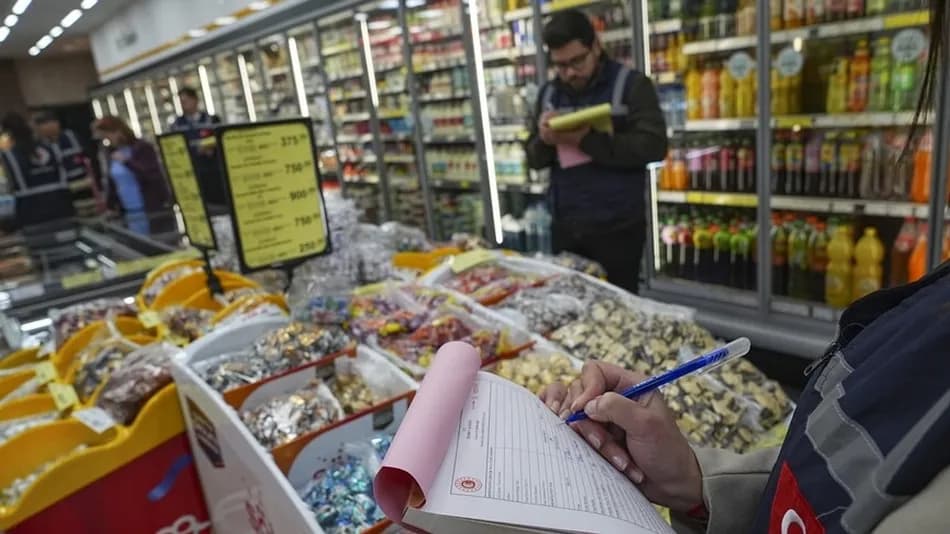 Ticaret Bakanlığı bayram öncesi 1258 işletmeye 389,4 milyon lira ceza uyguladı