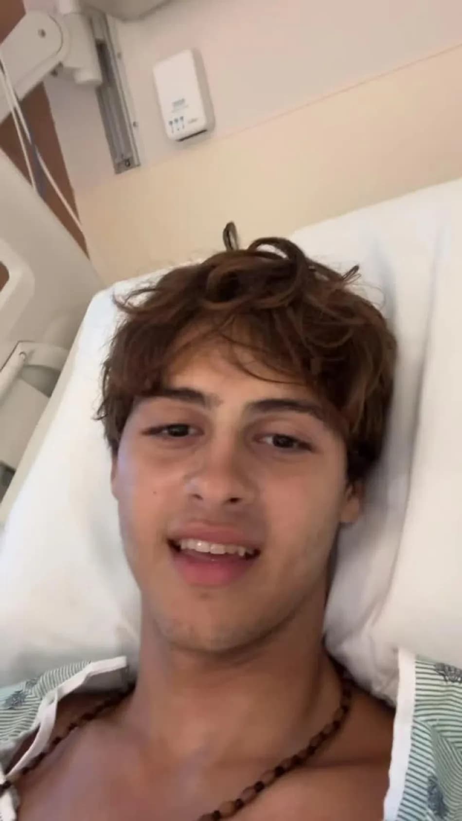 Survivor Yunanistan’da tekne kazası geçiren Stavros Floros sembolik şampiyon ilan edildi