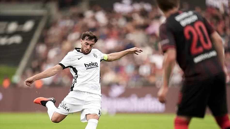 Beşiktaş Midtjylland’ı 2-0 yenerek üst tura çıktı