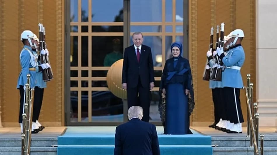 Sophia Proneikos’un NATO Zirvesi Yazısı Gündem Oldu