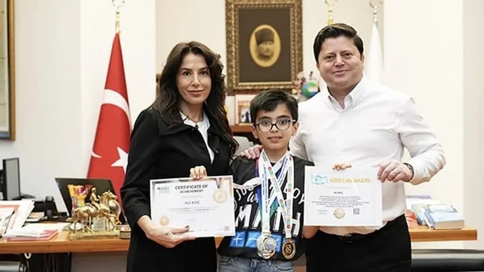 10 Yaşındaki Ali Koç İtalya Bilim Olimpiyatları’nda Birinci Oldu