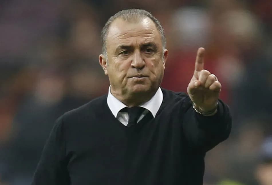 Fatih Terim, Galatasaray'ın şampiyonluğunun ardından Okan Buruk'u tebrik etti