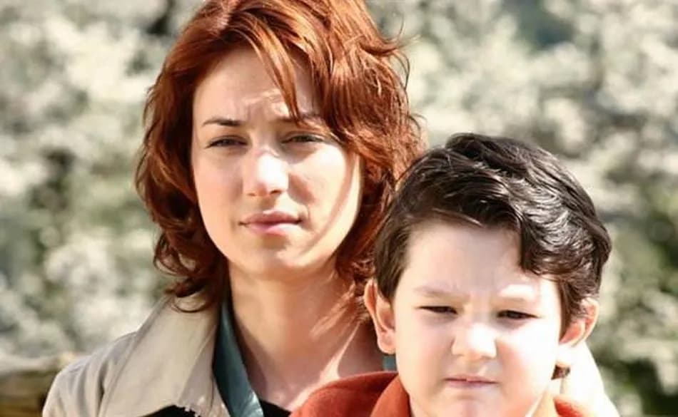 Sanem Çelik yıllar sonra yeni dizisiyle ekranlara döndü