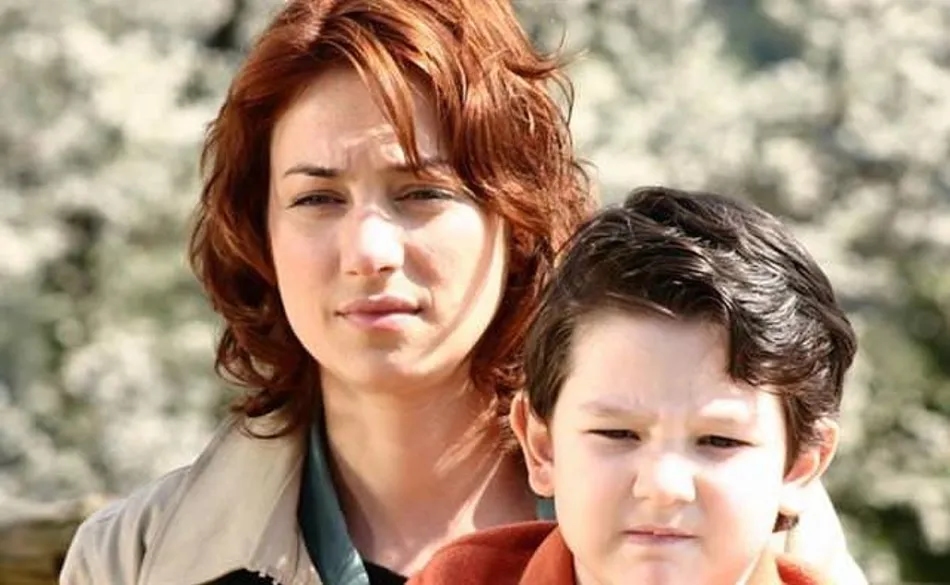 Sanem Çelik yıllar sonra yeni dizisiyle ekranlara döndü